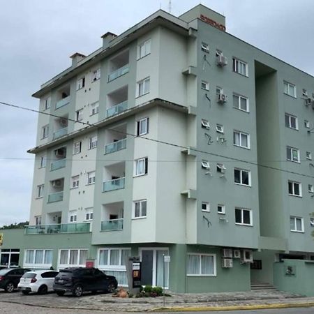 Apartamento Familiar No Centro De Pomerode. Luaran gambar